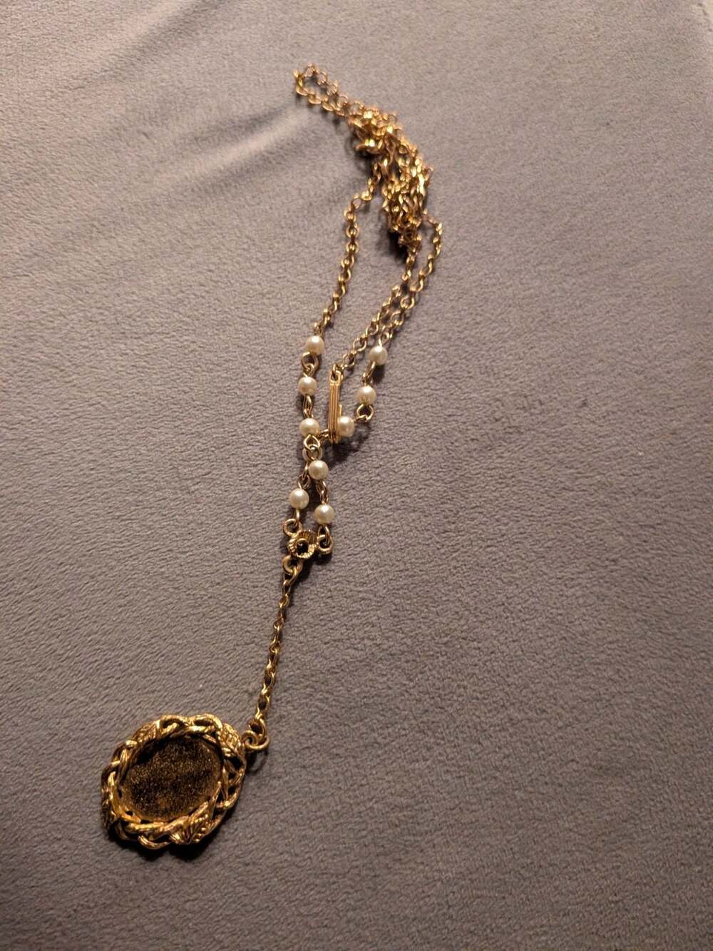 1928 Jewelry Vintage Victorian Revival Gold-Tone Faux Pearl Lavalier Necklace